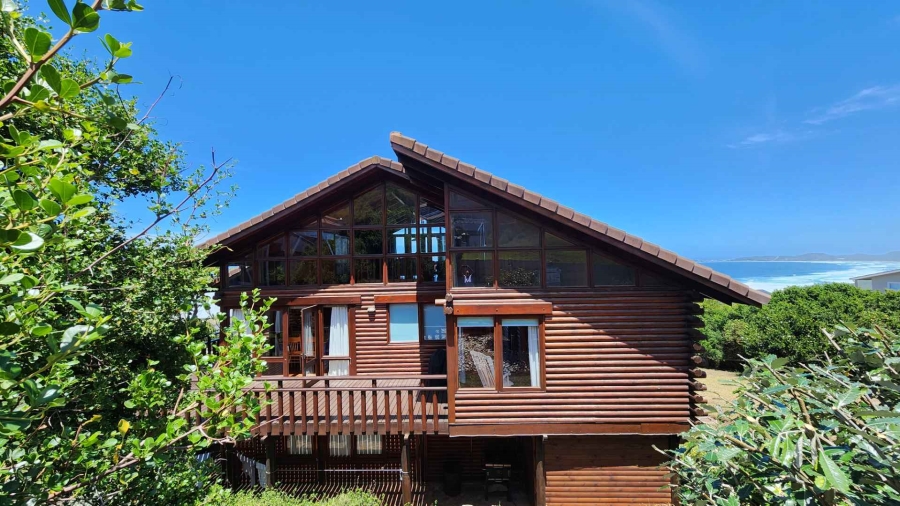 4 Bedroom Property for Sale in Brenton On Sea Western Cape